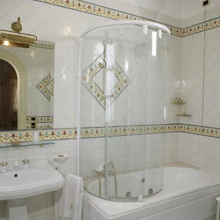 Grand Hotel Le Galassie Lettere